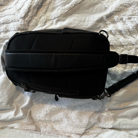 Coach Brown Women’s Crossbody Bag - Picture 2 of 4